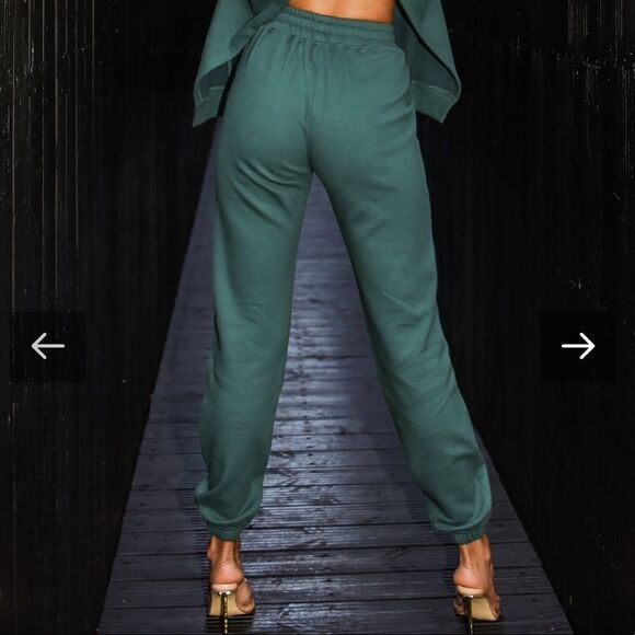 SIMMI LONDON - RISE EMERALD GREEN RIBBED HIGH-WAISTED JOGGERS - Picture 3 of 7